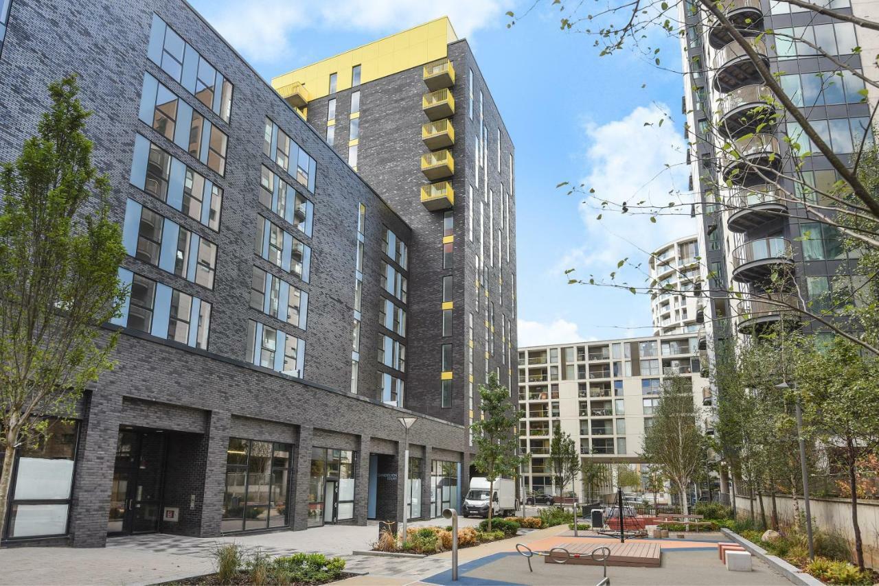 Millharbour Residences Лондон Екстериор снимка